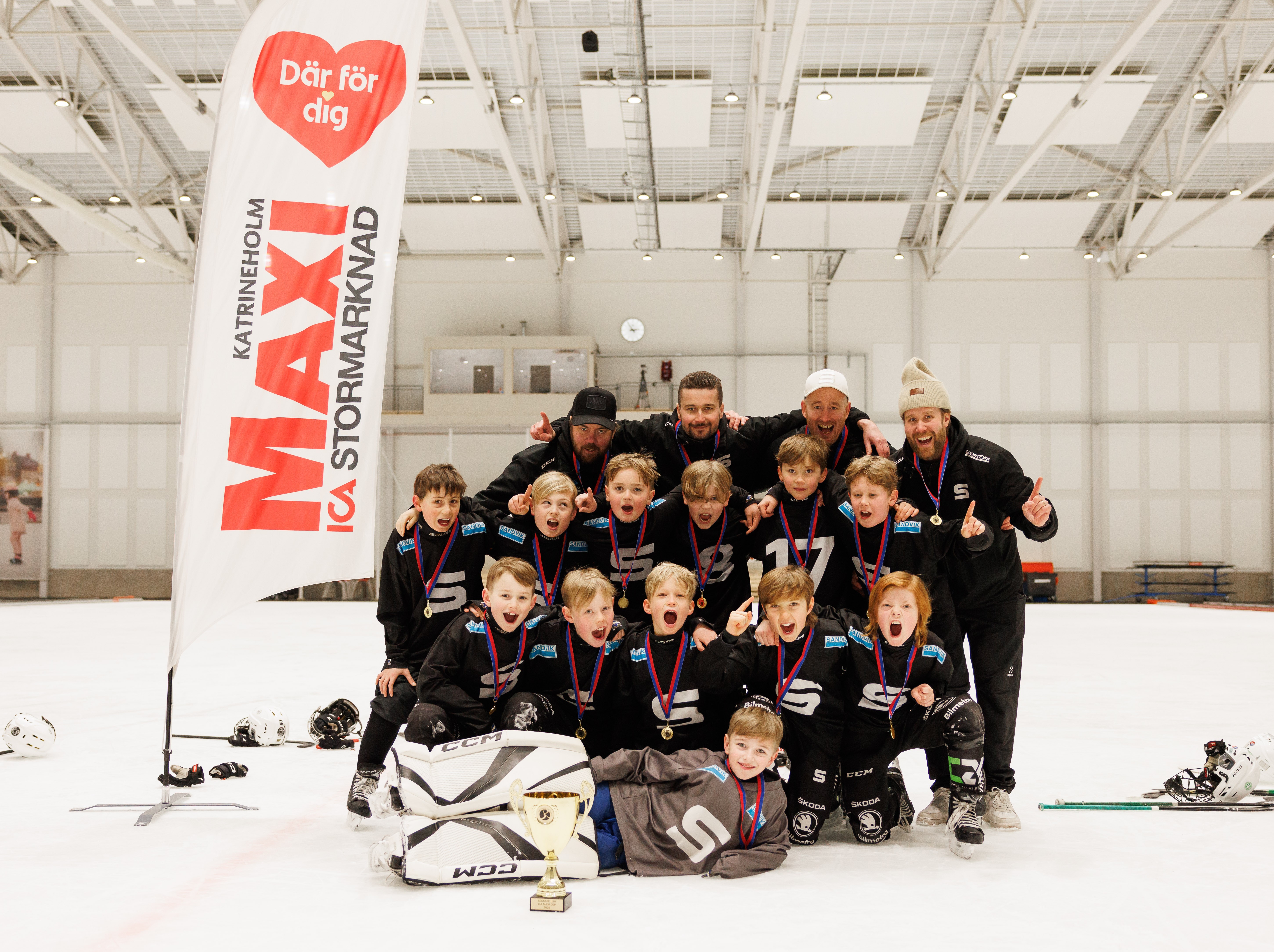 Segrare i U10-klassen Sandviken, efter finalseger mot Västerås med 10-2.